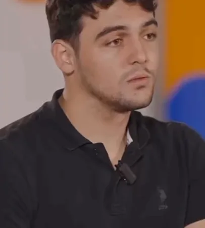 Psikolog Muhammed Furkan Tosun Aşkım Kapışmak'ın Biyografisinde Yer Alan Üniversitenin Denkliğini Sorguladı