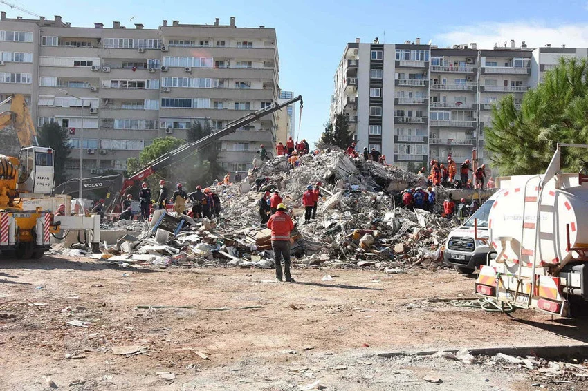 Prof. Dr. Hasan Sözbilir 5 fay hattını işaret etti: ''Yakın gelecekte deprem üretebilir'' — 3. fotoğraf