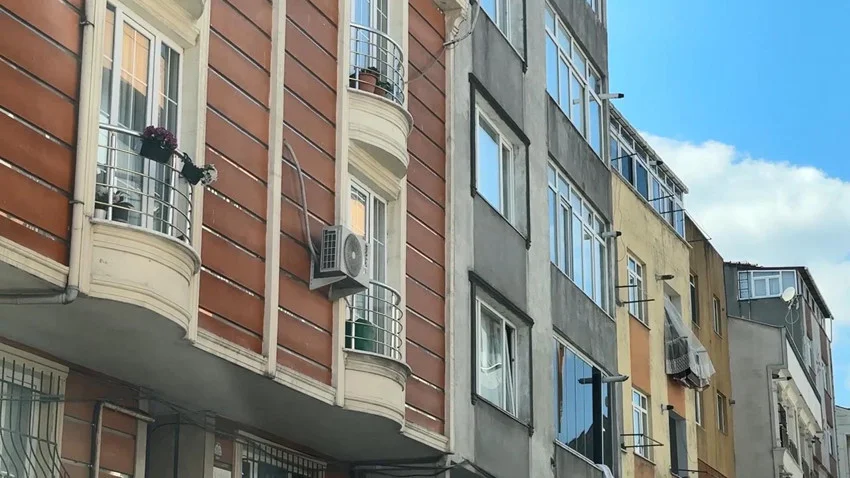 İstanbul'da şüpheli ölüm! Balkondaki kediler korkunç gerçeği ortaya çıkardı — 7. fotoğraf