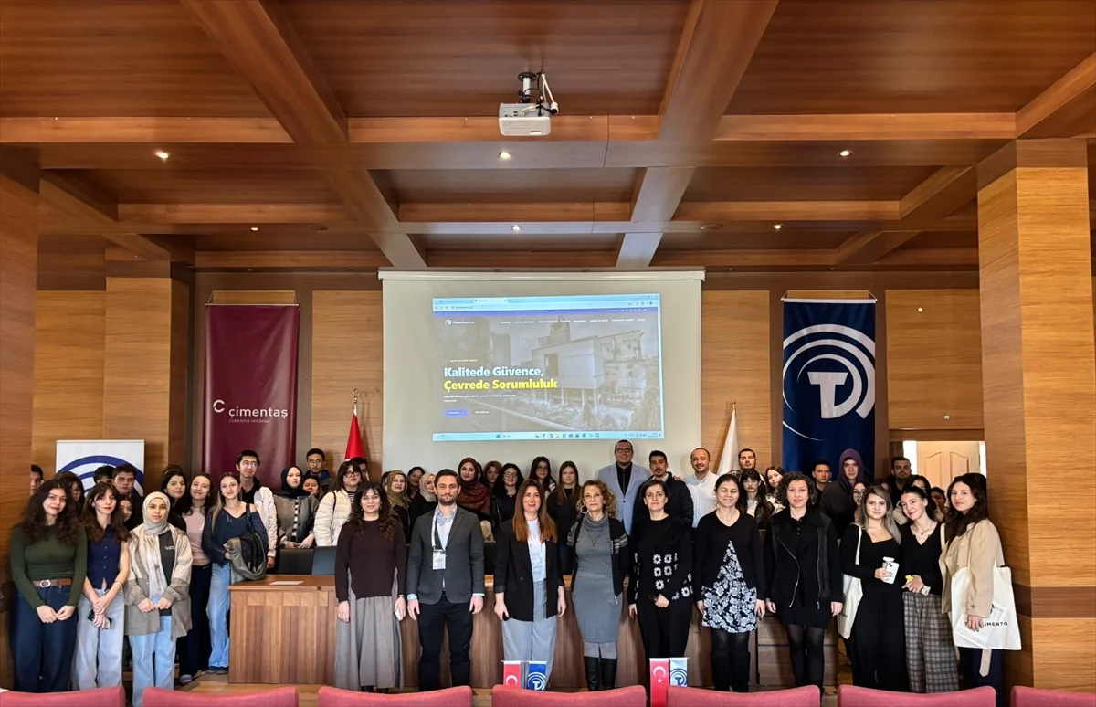 TÜRKÇİMENTO ve Trakya Üniversitesi işbirliğinde beton semineri 50 öğrenciyle yapıldı