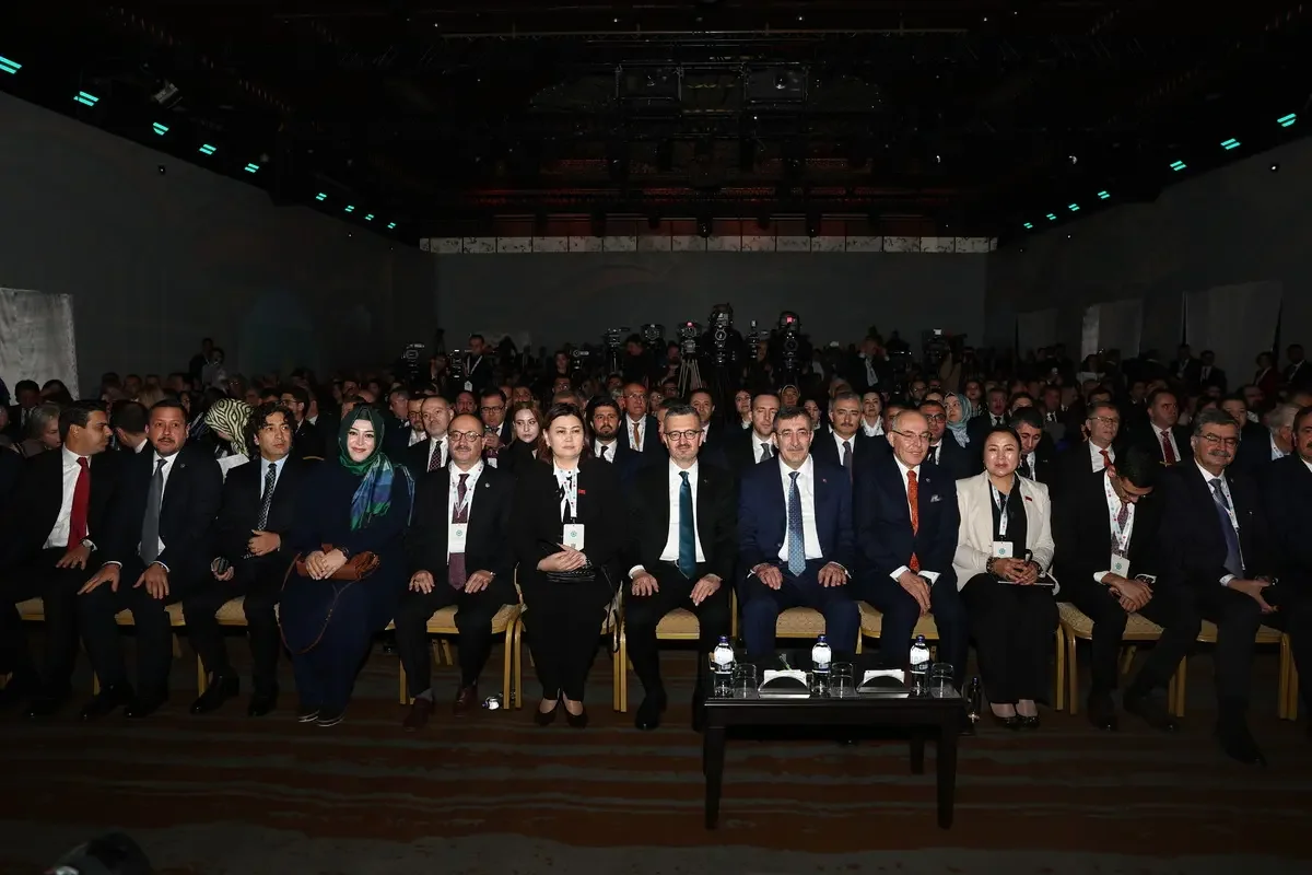 İletişim Başkanı Duran: "Ortak Türk dili modeli çağırısı oldukça önemli" 4