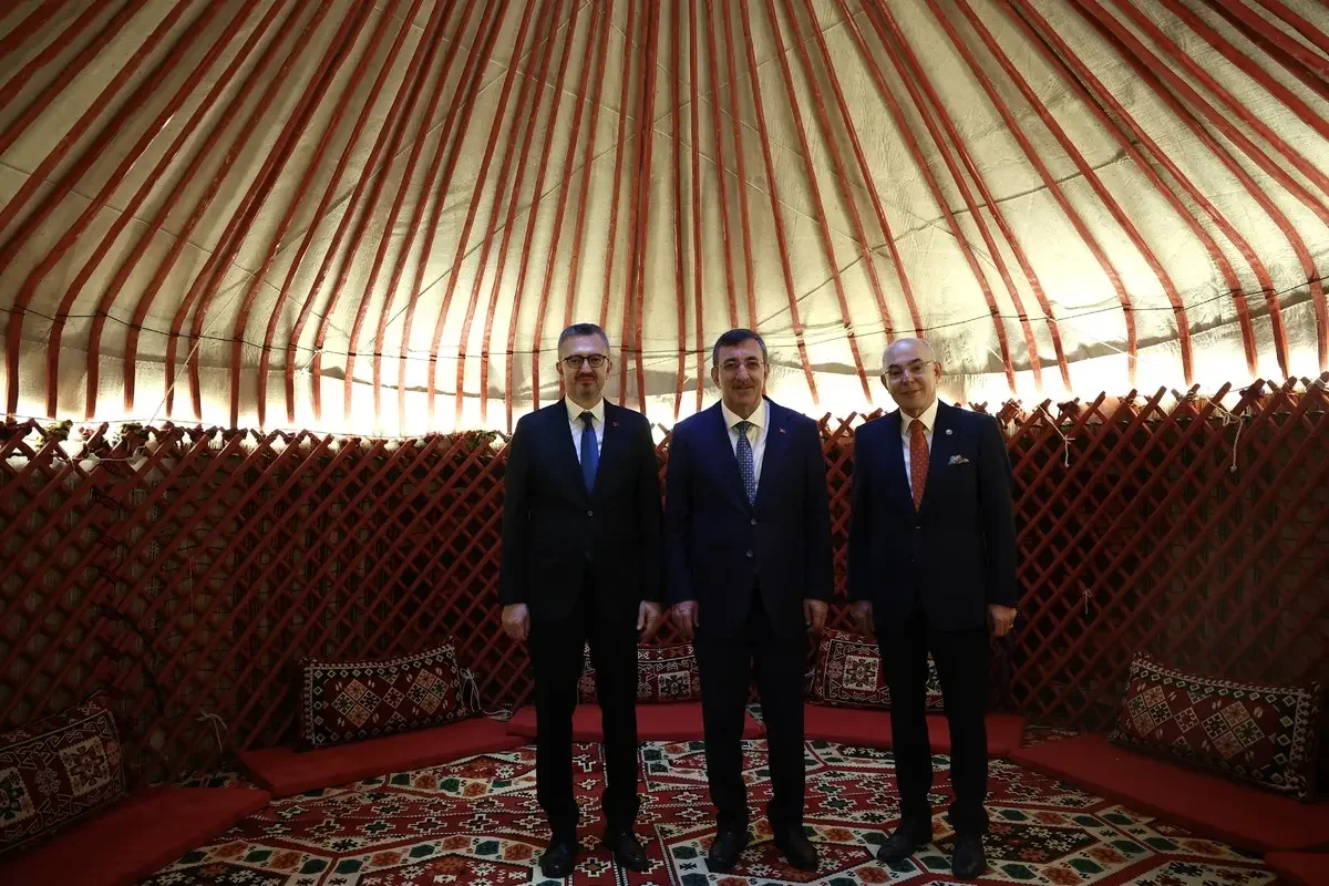 İletişim Başkanı Duran: "Ortak Türk dili modeli çağırısı oldukça önemli" 5