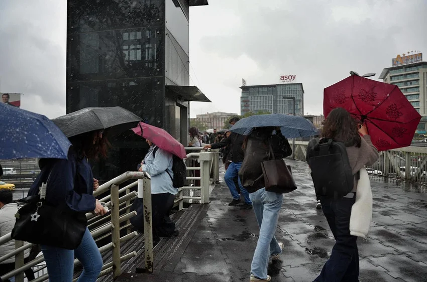 Hava durumu raporu güncellendi: Yeni yağışlı hava dalgası geliyor — 4. fotoğraf