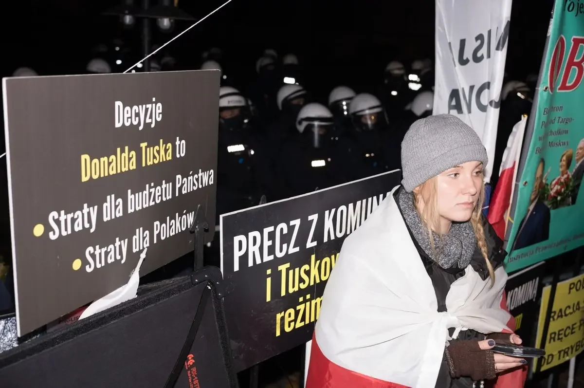 Polonya yangın yeri! Anayasa Mahkemesi krizinin detayları ortaya çıktı: Cumhurbaşkanı Nawrocki testereyle içeri girmiş! 2