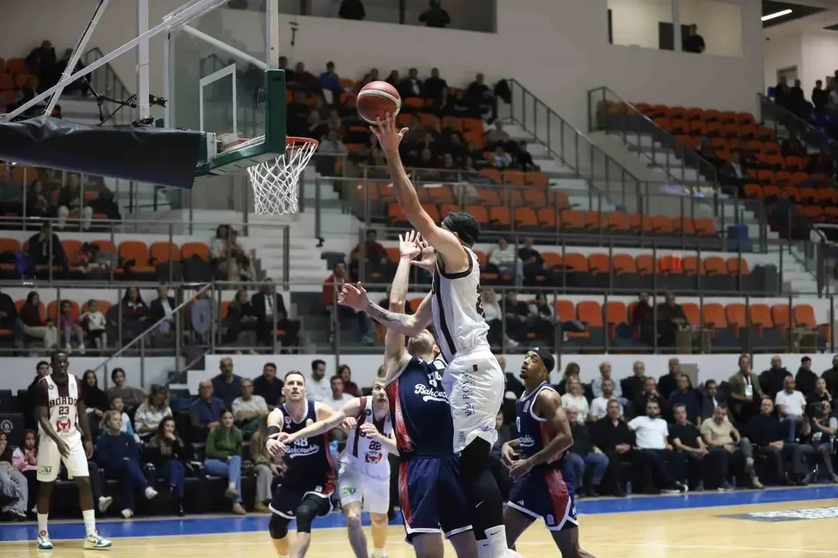 Türkiye Sigorta Basketbol Süper Ligi: Bordo Basketbol: 103 - Bahçeşehir Koleji: 88 1